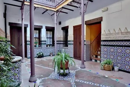 Apartment Horno24, Alojamiento Con Patio Andaluz, Tipico De Cordoba