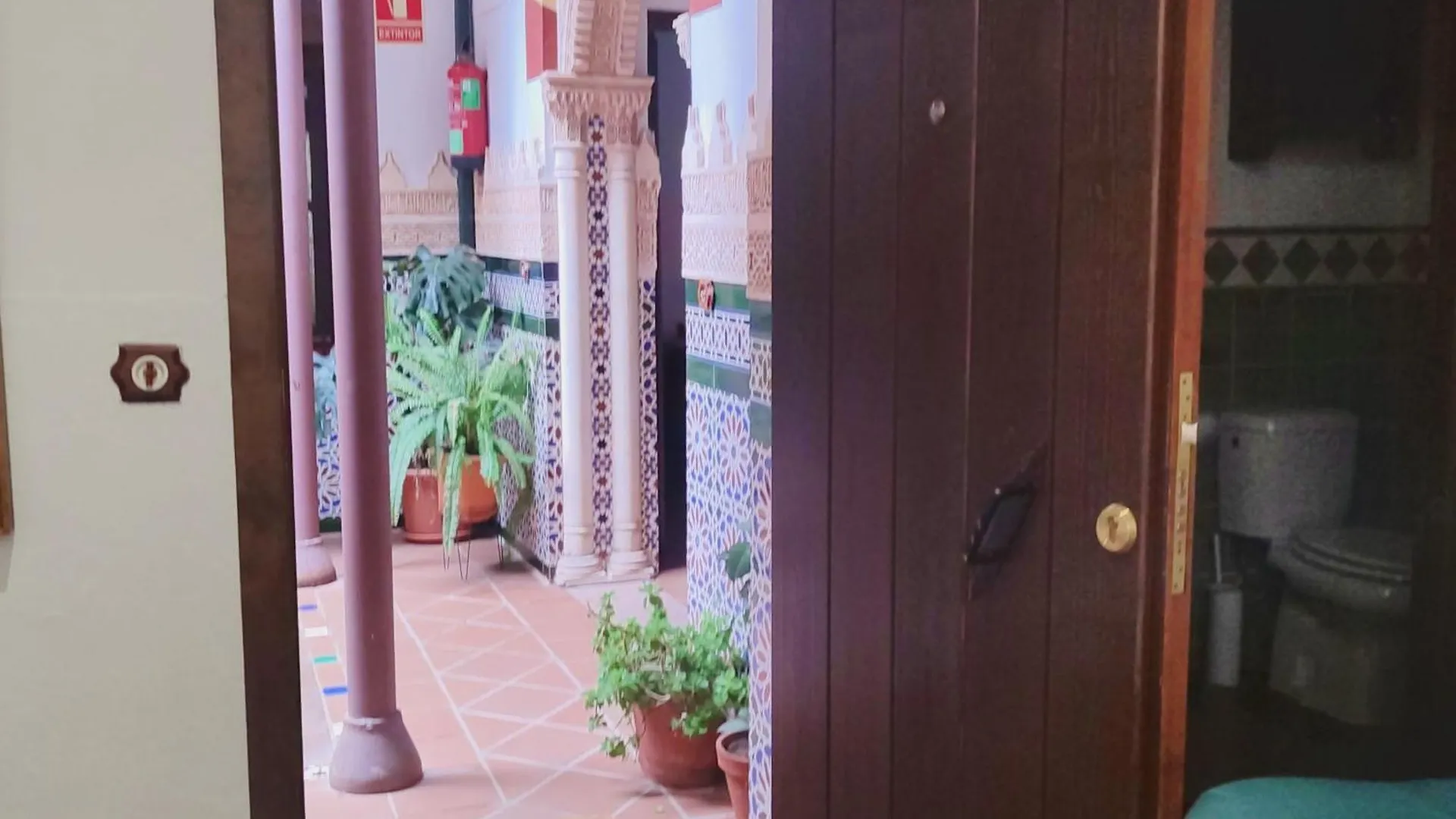 Horno24, Alojamiento Con Patio Andaluz, Tipico De Cordoba Apartment