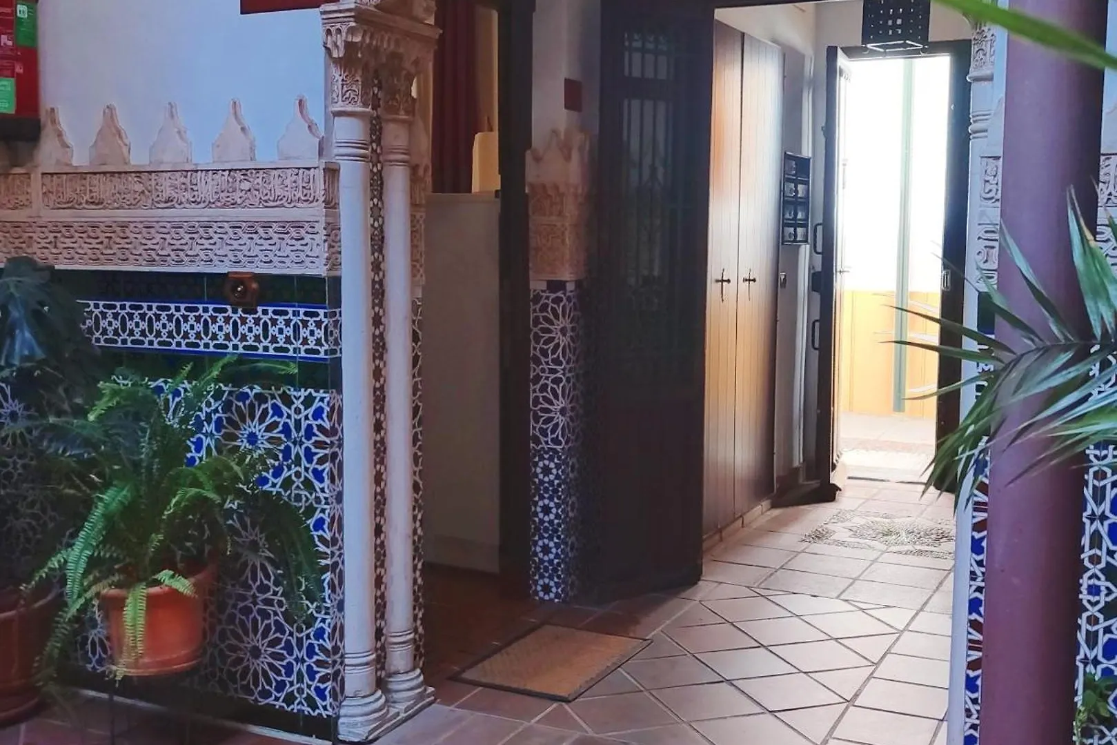 Horno24, Alojamiento Con Patio Andaluz, Tipico De Cordoba 0*,